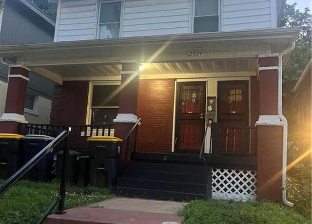 Property at 2924 Brooklyn Ave, Kansas City, MO 64109, 5 beds