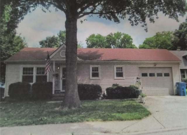 Property at 832 W Charles St, Independence, MO 64055, 2 beds, 1 bath