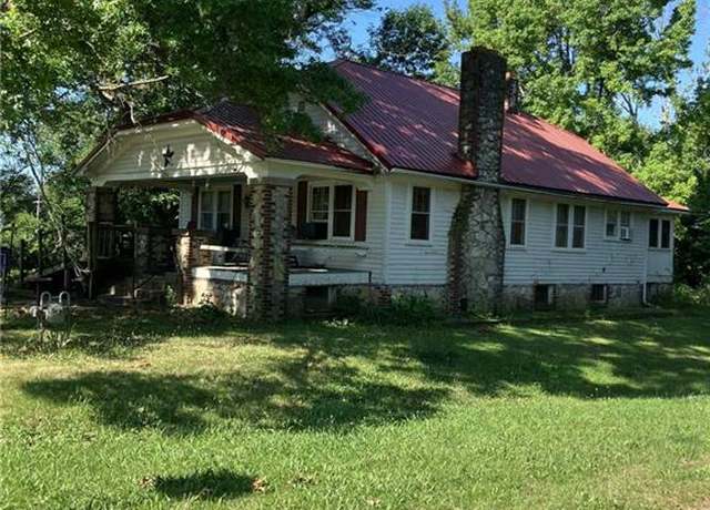 Property at 514 Front St, Prescott, KS 66767, 3 beds, 1 bath
