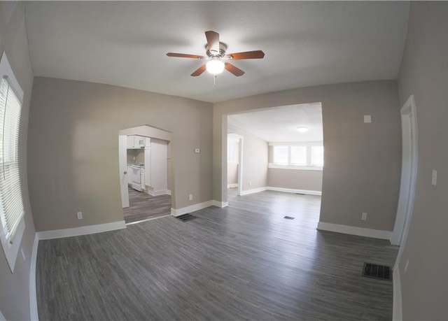 Property at 1413 Spruce St, Leavenworth, KS 66048, 5 beds, 4 baths