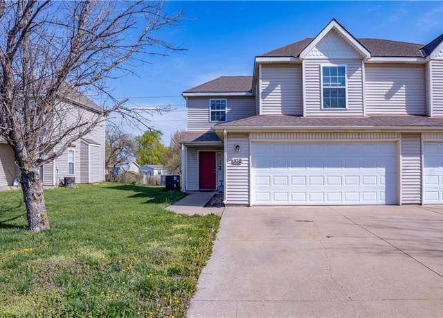 Property at 936 E Wildcat Run St, Gardner, KS 66030, 3 beds, 2.5 baths