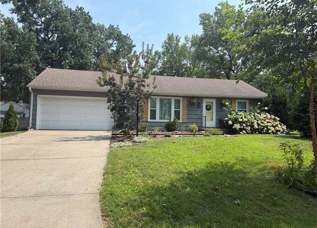 Property at 5869 Granada Ln, Fairway, KS 66205, 2 beds, 1 bath