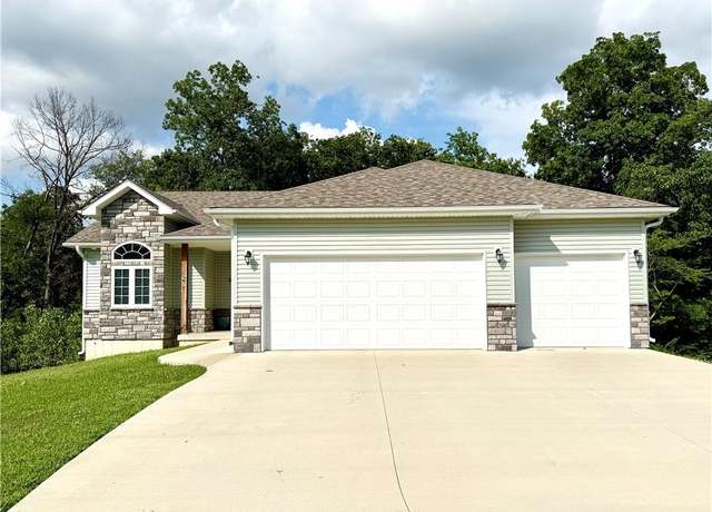 Property at 21 SE 230 Rd, Warrensburg, MO 64093, 5 beds, 3 baths
