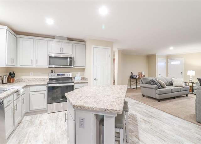 Property at 1365 NW 460th Rd, Holden, MO 64040, 3 beds, 2 baths