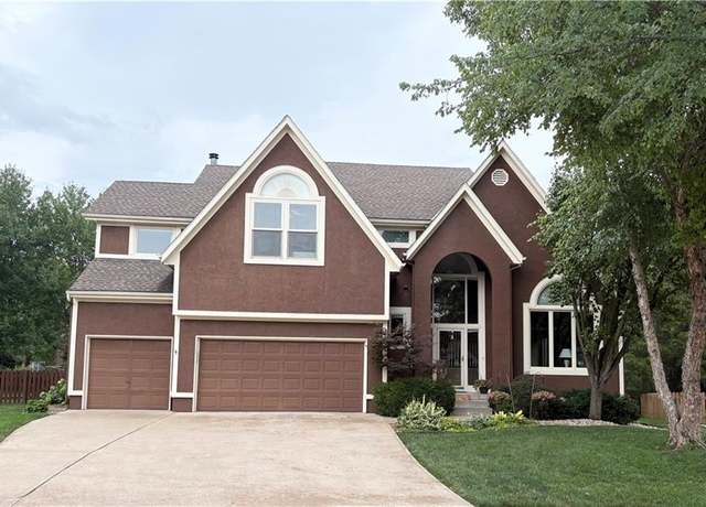 Property at 13119 Hadley St, Overland Park, KS 66213, 4 beds, 4 baths