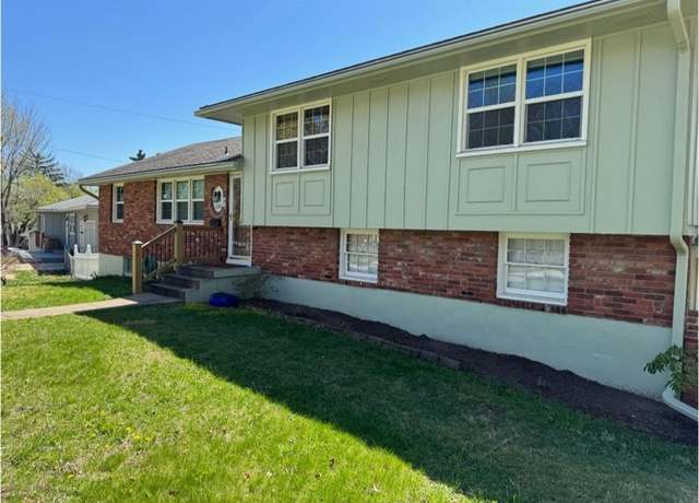 Property at 13101 E 43rd St, Independence, MO 64055, 3 beds, 2.5 baths