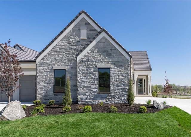 Property at 13709 Pembroke Ln, Leawood, KS 66224, 4 beds, 4 baths