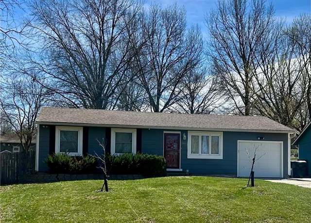 Property at 3422 SE Golden Ave, Topeka, KS 66605, 4 beds, 2 baths