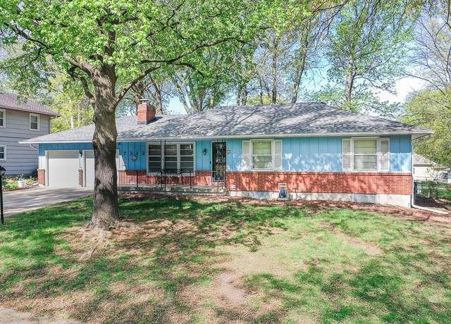 Property at 7312 Ash Ave, Raytown, MO 64133, 3 beds, 2 baths