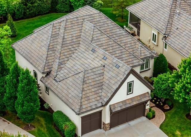 Property at 15144 Catalina St, Leawood, KS 66224, 4 beds, 4.5 baths