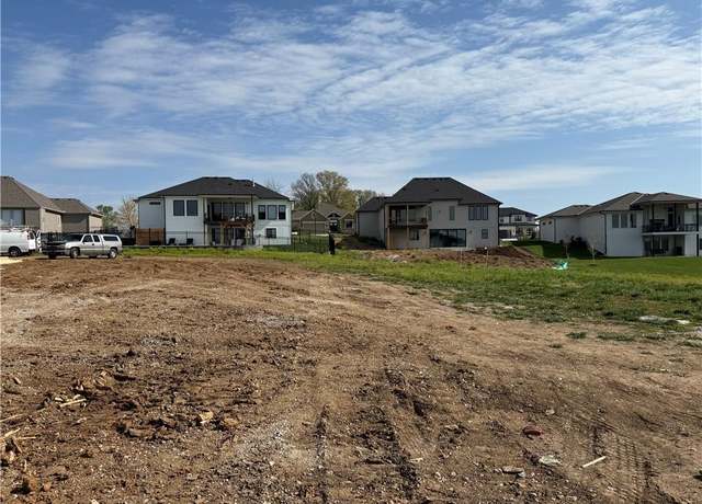 Property at 2605 NE Crestview St, Grain Valley, MO 64029