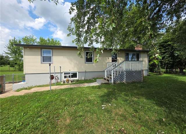 Property at 27722 S State Route 7 Hwy, Harrisonville, MO 64701, 3 beds, 2 baths