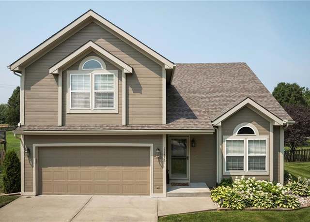 Property at 11432 N Ewing Ave, Kansas City, MO 64157, 4 beds, 3 baths