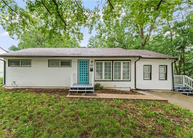 Property at 307 W South Ave, Belton, MO 64012, 3 beds, 2 baths