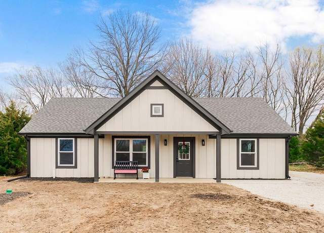 Property at 201 S Linn Valley Dr, Linn Valley, KS 66040, 3 beds, 2 baths