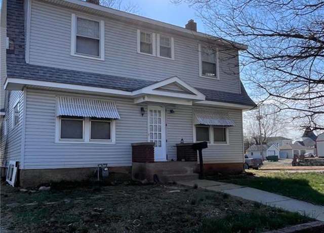 Property at 423 S National St, Fort Scott, KS 66701, 3 beds, 2 baths