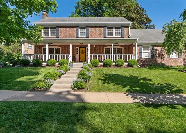 Property at 6965 Valley Rd, Kansas City, MO 64113, 3 beds, 2.5 baths