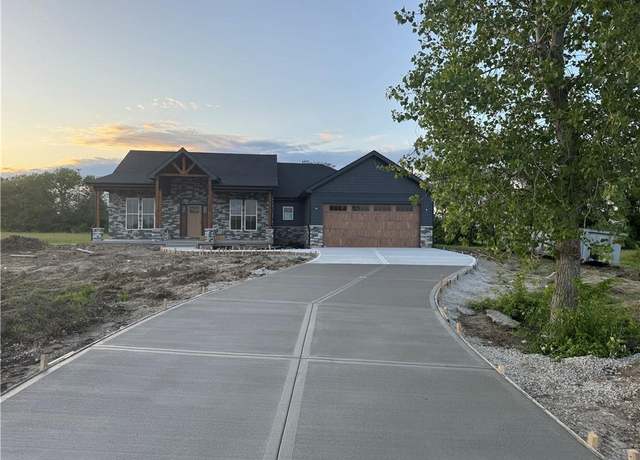 Property at 12749 NE Seminole Rd, Adrian, MO 64720, 3 beds, 2.5 baths