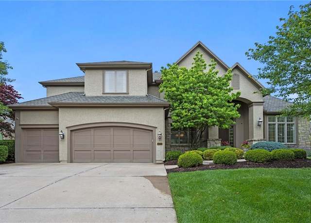 Property at 16200 Barton St, Overland Park, KS 66221, 4 beds, 4.5 baths