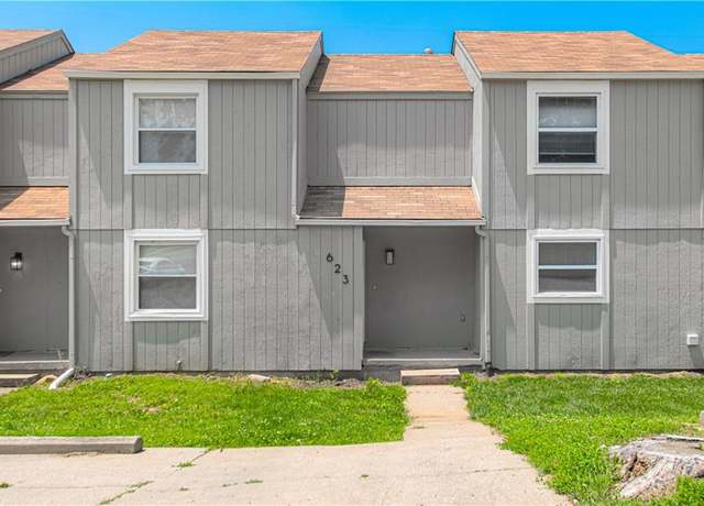 Property at 623 N Gallatin St, Liberty, MO 64068, 3 beds, 1.5 baths