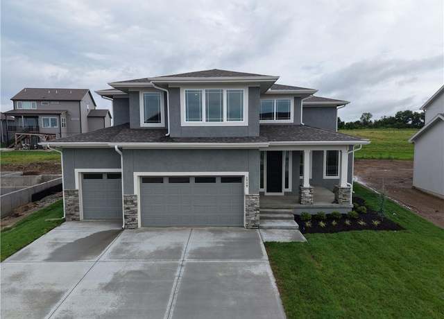 Property at 1712 SW Arbor Park Dr, Lee's Summit, MO 64082, 6 beds, 5 baths