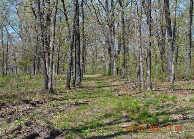 Property at Estates Dr, Versailles, MO 65084