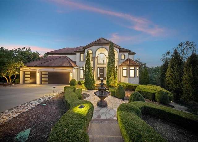 Property at 20825 W 94th Ter, Lenexa, KS 66220, 5 beds, 5.5 baths