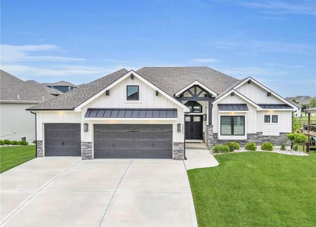 Property at 12835 N Arbor Way, Platte City, MO 64079, 4 beds, 3 baths
