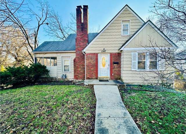 Property at 1347 E 76th St, Kansas City, MO 64131, 3 beds, 2 baths