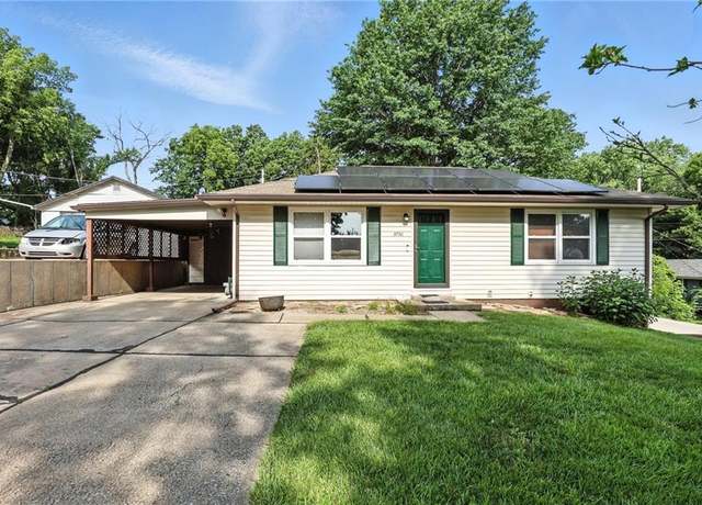 Property at 3750 N Olive St, Kansas City, MO 64116, 2 beds, 2 baths