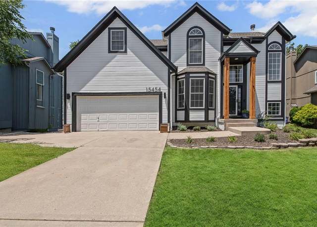 Property at 15454 S Acuff Ln, Olathe, KS 66062, 4 beds, 3 baths