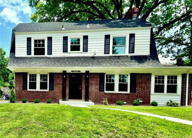 Property at 5605 Paseo Blvd, Kansas City, MO 64130, 3 beds, 2.5 baths