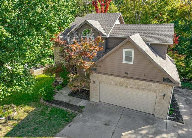 Property at 3529 N Wabash Ave, Kansas City, MO 64116, 4 beds, 3.5 baths