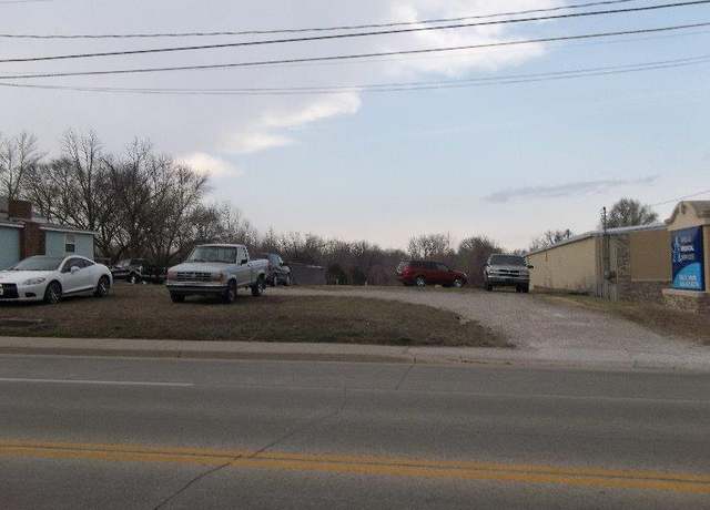 Property at 530 E Main St, Parsons, KS 67357