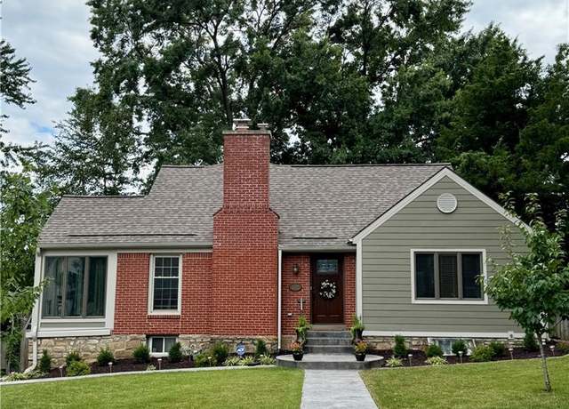 Property at 2803 W 51st Ter, Westwood, KS 66205, 3 beds, 2.5 baths