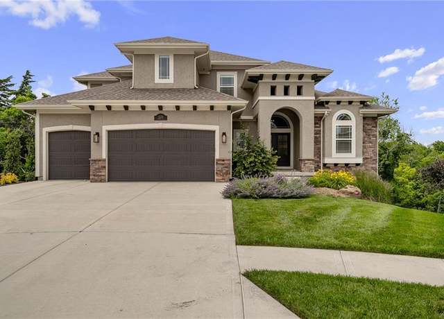 Property at 9238 Marion St, Lenexa, KS 66220, 5 beds, 6 baths