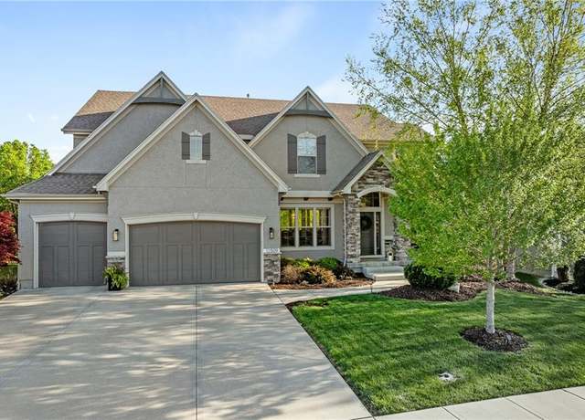 Property at 11509 W 158th St, Overland Park, KS 66221, 4 beds, 4.5 baths