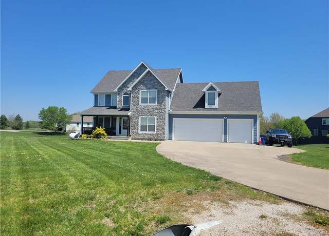 Property at 30994 W 98th St, De Soto, KS 66018, 4 beds, 3.5 baths