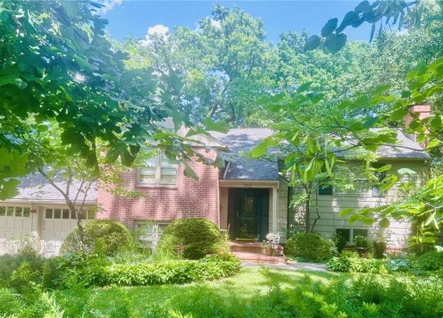 Property at 5613 Suwanee Rd, Fairway, KS 66205, 3 beds, 2.5 baths