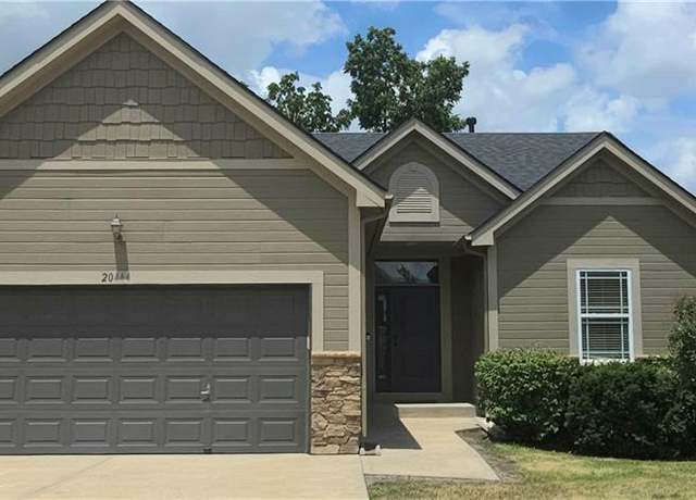 Property at 20444 W 125th Ter, Olathe, KS 66061, 3 beds, 2 baths