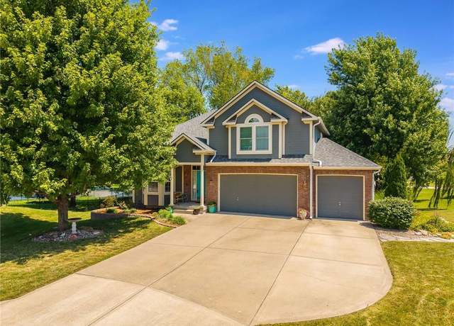 Property at 12104 Canna Ct, Peculiar, MO 64078, 4 beds, 3 baths