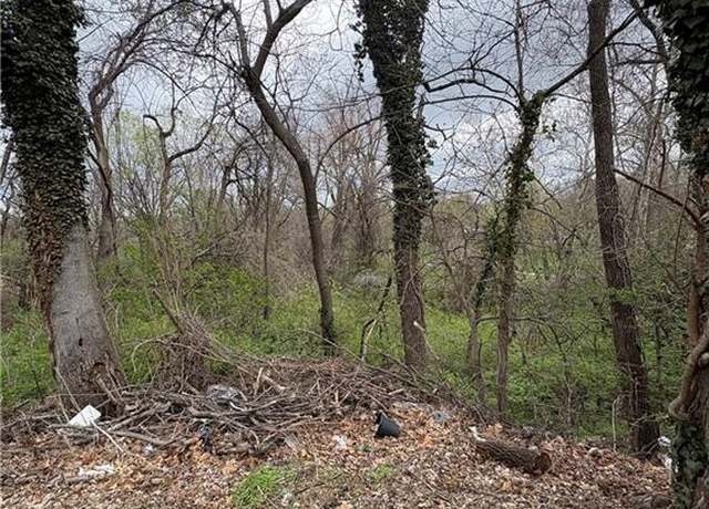 Property at 2519 S Claremont Ave, Independence, MO 64052
