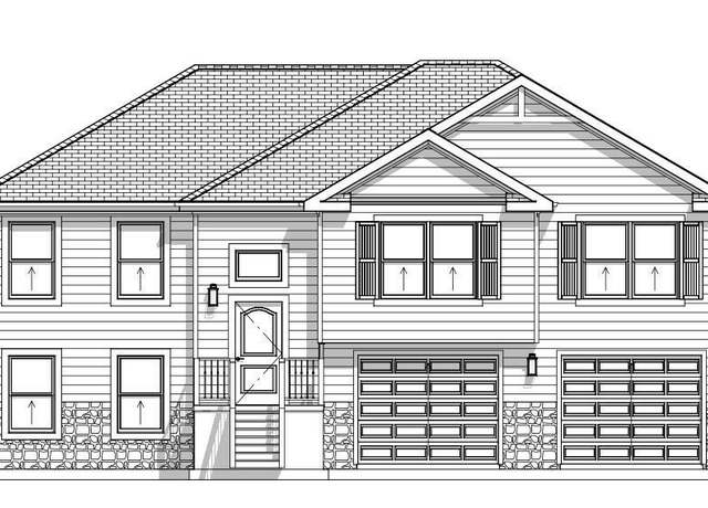 Property at 905 SW Redbird Ct, Oak Grove, MO 64075, 4 beds, 3 baths