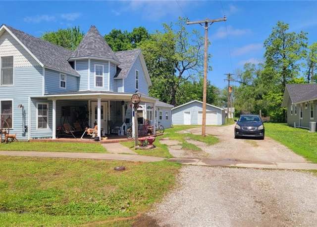 Property at 151 W Main St, Prescott, KS 66767, 4 beds, 2 baths