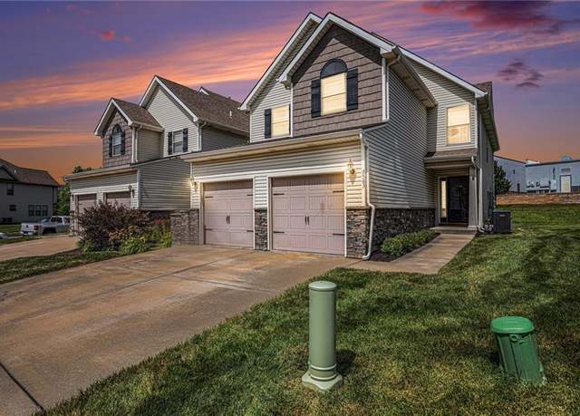 Property at 9583 N Main St, Kansas City, MO 64155, 3 beds, 2.5 baths