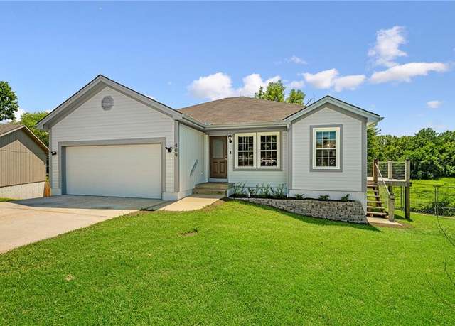 Property at 409 N Saville Ct, Independence, MO 64050, 4 beds, 3 baths