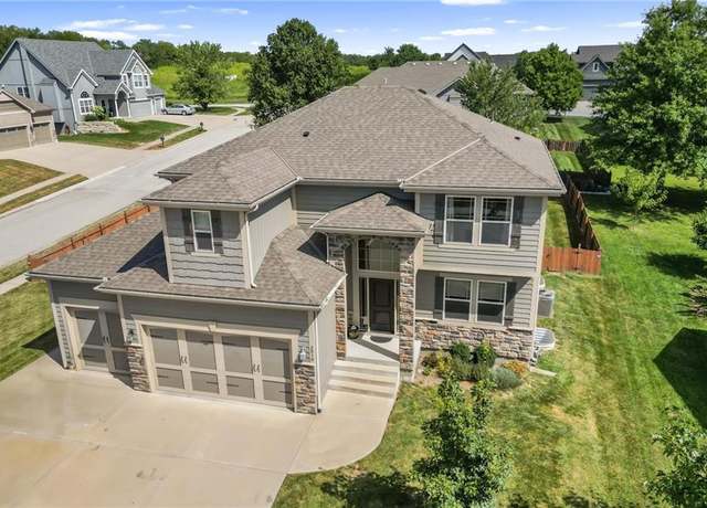 Property at 2010 Victory Lane St, Kearney, MO 64060, 4 beds, 2.5 baths