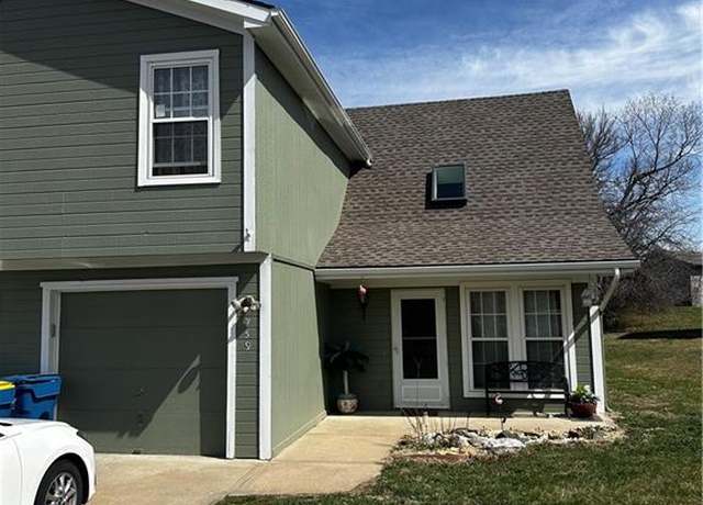 Property at 759 Spring Cir, Liberty, MO 64068, 3 beds, 2.5 baths