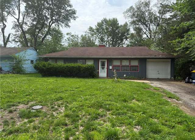 Property at 7215 E 112th St, Kansas City, MO 64134, 3 beds, 1 bath