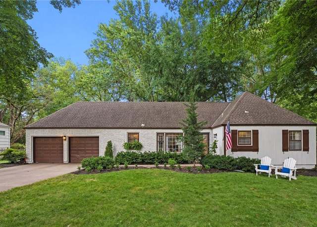 Property at 8309 Sagamore Rd, Leawood, KS 66206, 3 beds, 2 baths